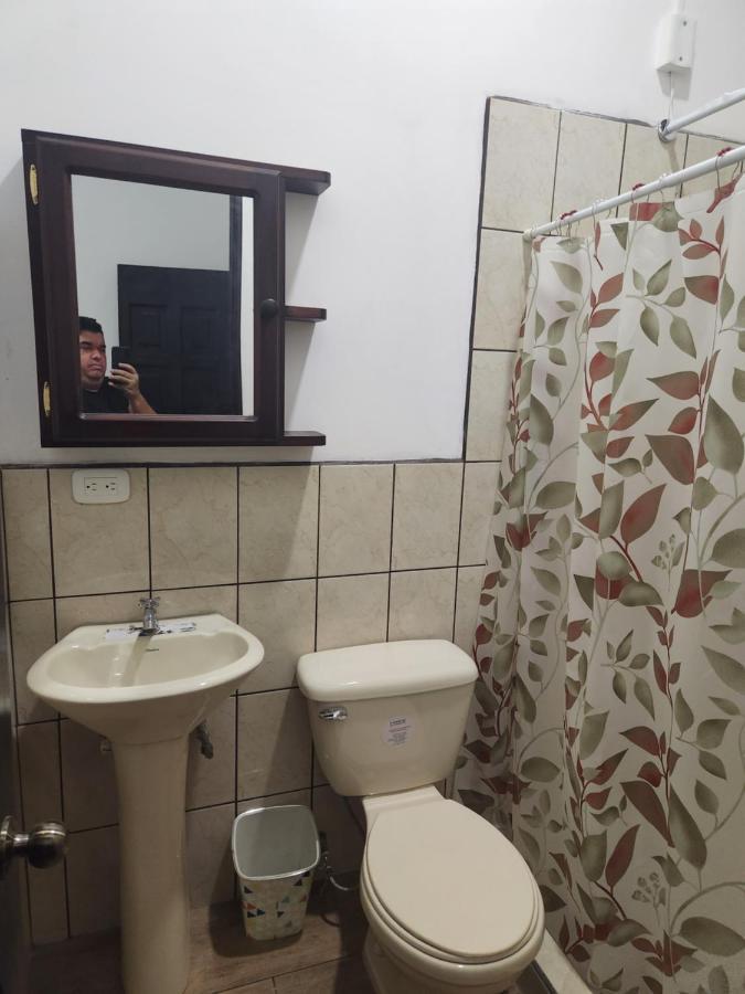 פלורס Hotel Casa De Don Francisco מראה חיצוני תמונה