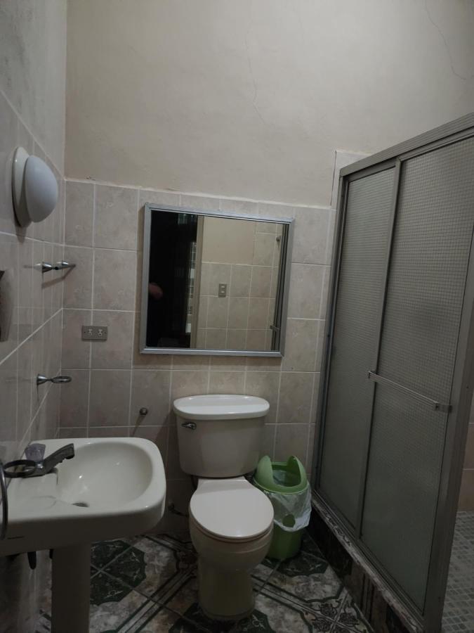 פלורס Hotel Casa De Don Francisco מראה חיצוני תמונה