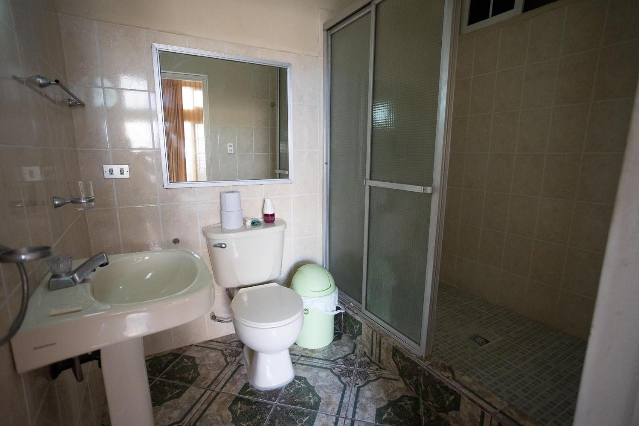 פלורס Hotel Casa De Don Francisco מראה חיצוני תמונה