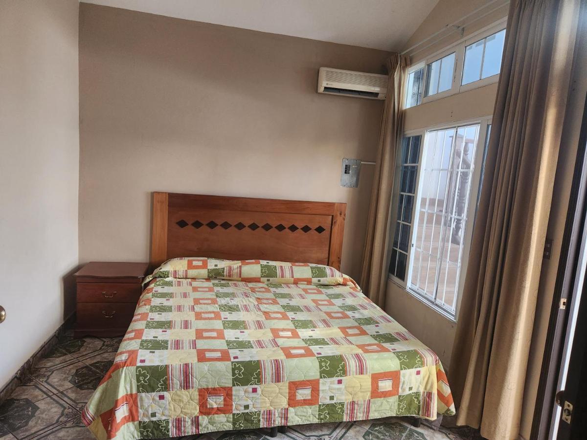 פלורס Hotel Casa De Don Francisco מראה חיצוני תמונה
