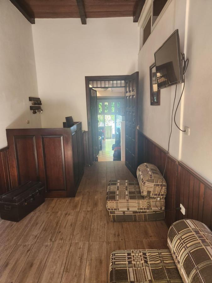 פלורס Hotel Casa De Don Francisco מראה חיצוני תמונה